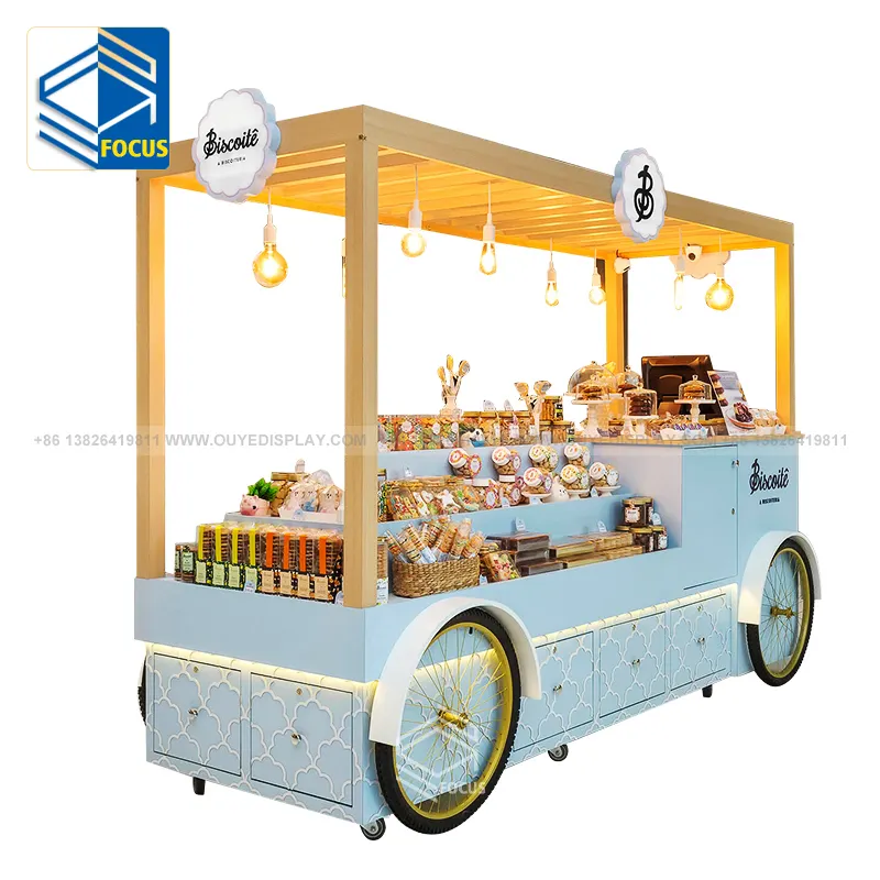 عربة خشبية مخصصة للزهور مباشرة من المصنع عربة حلوى متحركة للعرض مزودة بعجلات
