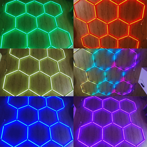 Sechseck-LED-Licht RGB Wabenlampe Garagenlampe Led Sechseck-Deckenleuchten für Autoaufbereitung Shop Garage Fitnessstudio
