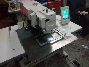 Used Jukis 210EN <strong>Computer</strong> Controlled <strong>Cycle</strong> Machine with Input <strong>Function</strong> Full-rotary Pattern Sewing Machine