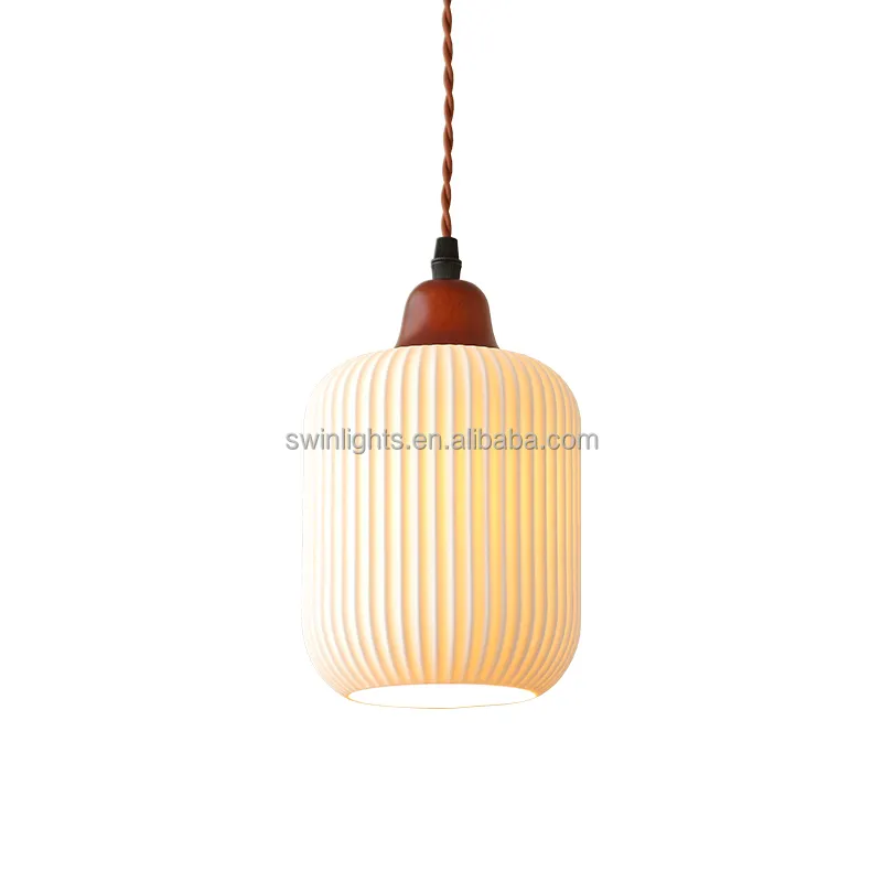 Lampe suspendue en forme de boule de verre, design nordique moderne, luminaire argenté, idéal pour une table à manger ou un chevet