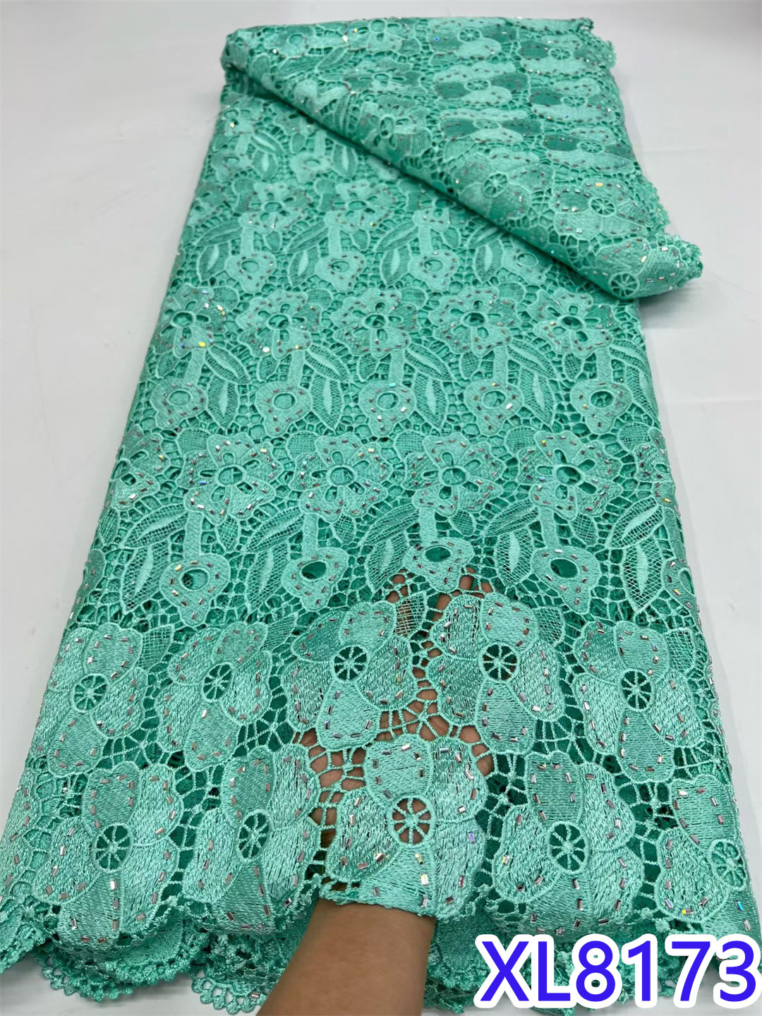 XL8173-2
