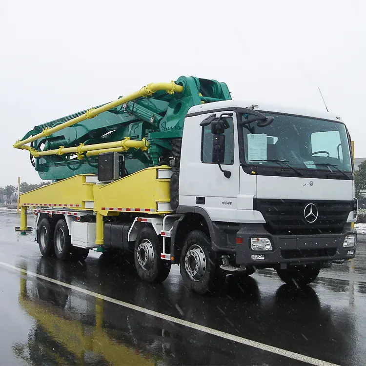 Cina piccolo 21 metri camion montato linea di cemento pompa