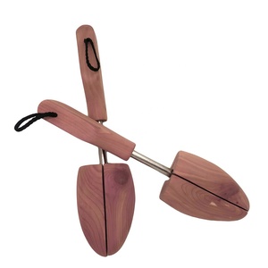 Adjustable Cedar Shoe Tree / Shoetree With <strong>String</strong> <strong>Handle</strong> - ST10C Straight <strong>Handle</strong> Cedar Shoe - Product Image 2