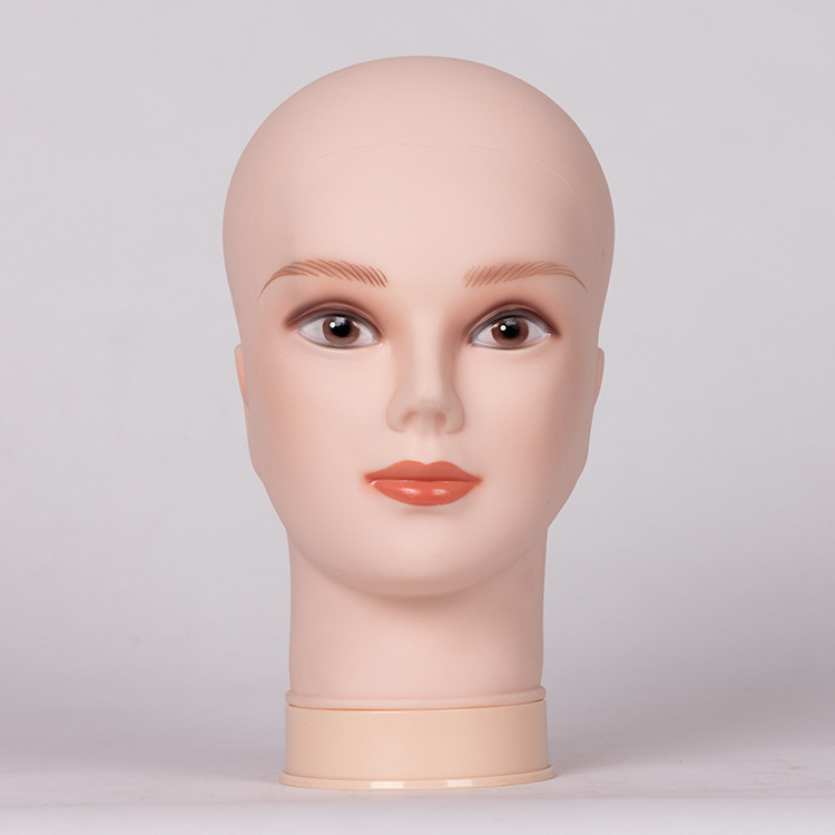 Cabeza femenina Mt 01