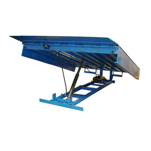 Factory Customized Mobile <strong>Dock</strong> <strong>Leveler</strong> <strong>Loading</strong> Container <strong>Dock</strong>