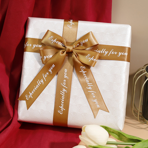 Lazo de cinta elástica de satén decorativo de lujo con estampado personalizado, poliéster prefabricado para bodas con logotipo y caja de regalo, lazo de cuerda - Product Image 6