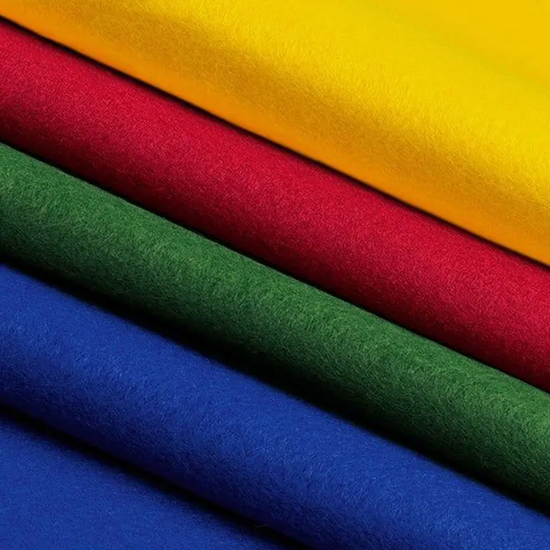 Bán Buôn Mềm Tái Chế Không Dệt Polyester Cảm Thấy Vải Cuộn Len Cảm Thấy Tấm Vải Trong Việt Nam