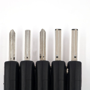 3-button Car <strong>Key</strong> Replacement Case Plastic <strong>Key</strong> Shell Cover with <strong>Key</strong> Blade Suitable for Hyundai <strong>Flip</strong> <strong>Key</strong> - Product Image 3
