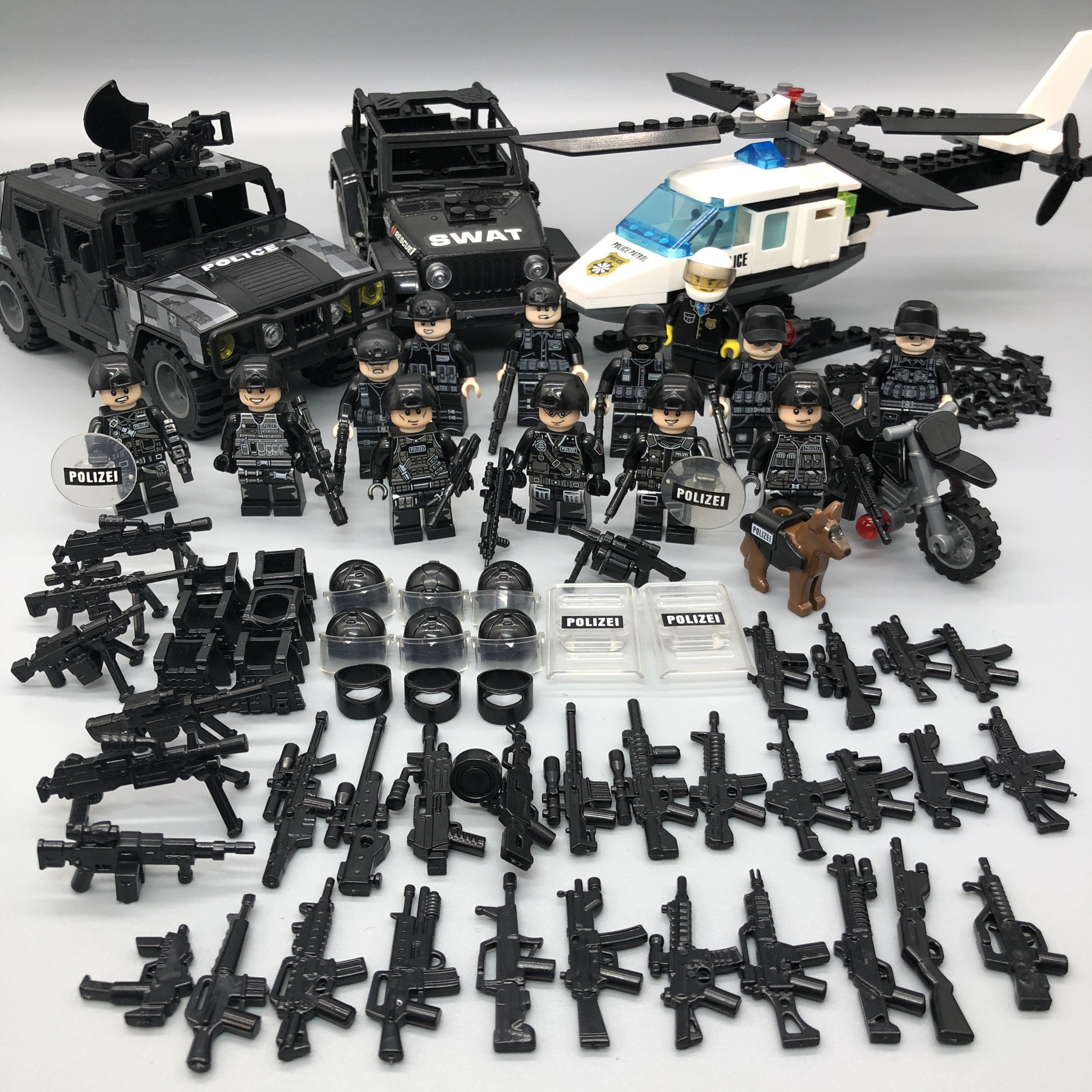 13 agentes especiales de policía-helicóptero-jeep-hummer
