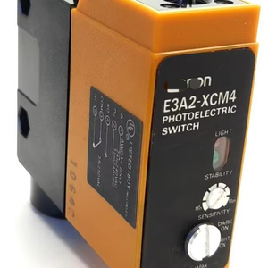 Новый оригинальный E3A2-XCM4 ПЛК контроллер в наличии на складе автоматизированный программируемый ПЛК контроллер - Product Image 1