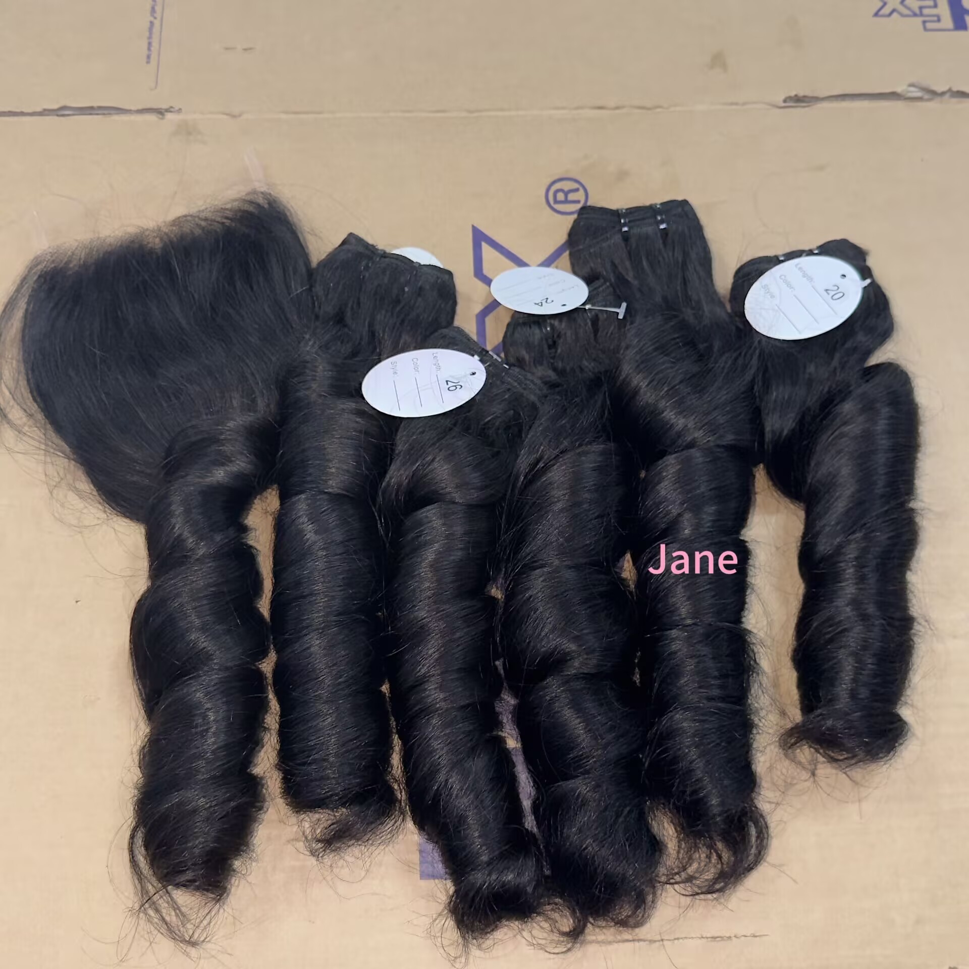 1 paquet de boucles rebondissantes
