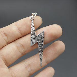 Personalizado Metal Keychain Moda Simples relâmpago Forma Chave Pingente Liga De Zinco Gravado Metal Pingente Decoração