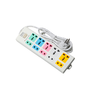 Venta al por mayor de fábrica de nuevos enchufes universales de color con enchufe de expansión USB y enchufe francés - Product Image 3