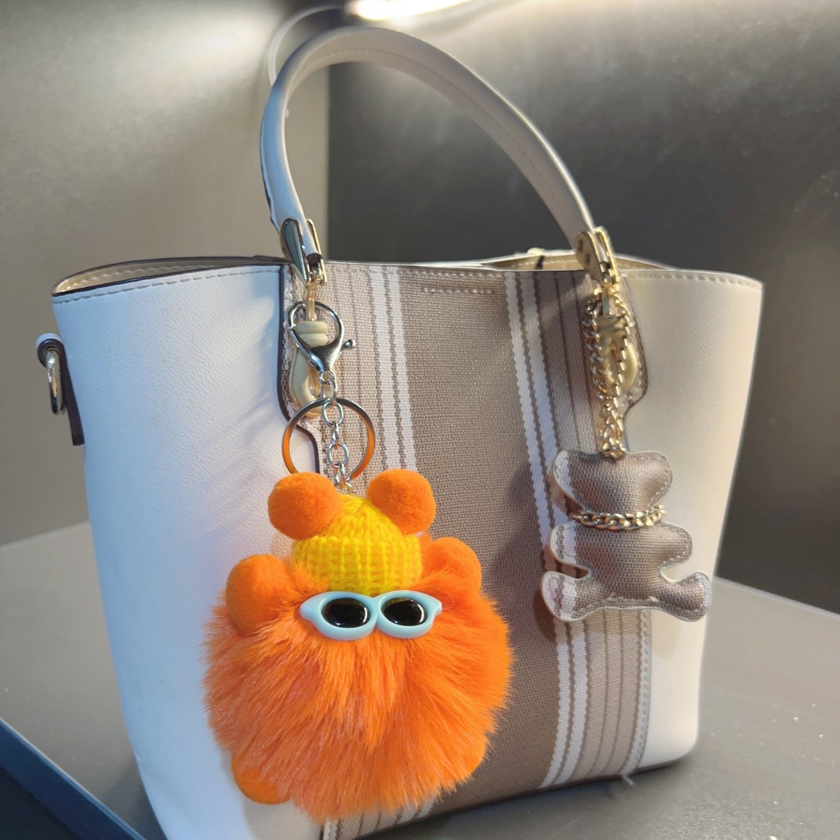 Peluche imitation laine briquettes-orange