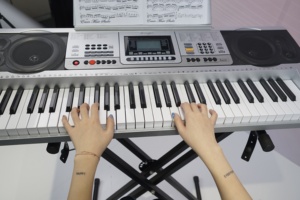 61 Keys Hot Selling LCD <strong>Display</strong> Simulation Electric Piano <strong>Keyboard</strong> (EK61222)