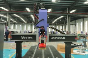最受欢迎的2025年4轴数控切割机3d雕塑数控路由器AKM1325雕刻3D工件家具玩具雕塑 - Product Image 2