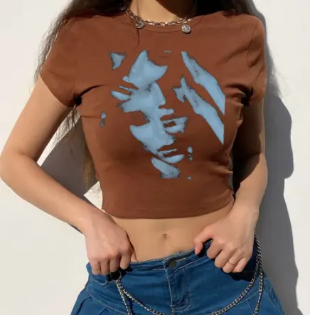 Top corto Vintage Emo gótico para mujer, Camiseta estampada con cara, camiseta de sudor Y2K, ropa urbana Harajuku, Camiseta corta ajustada