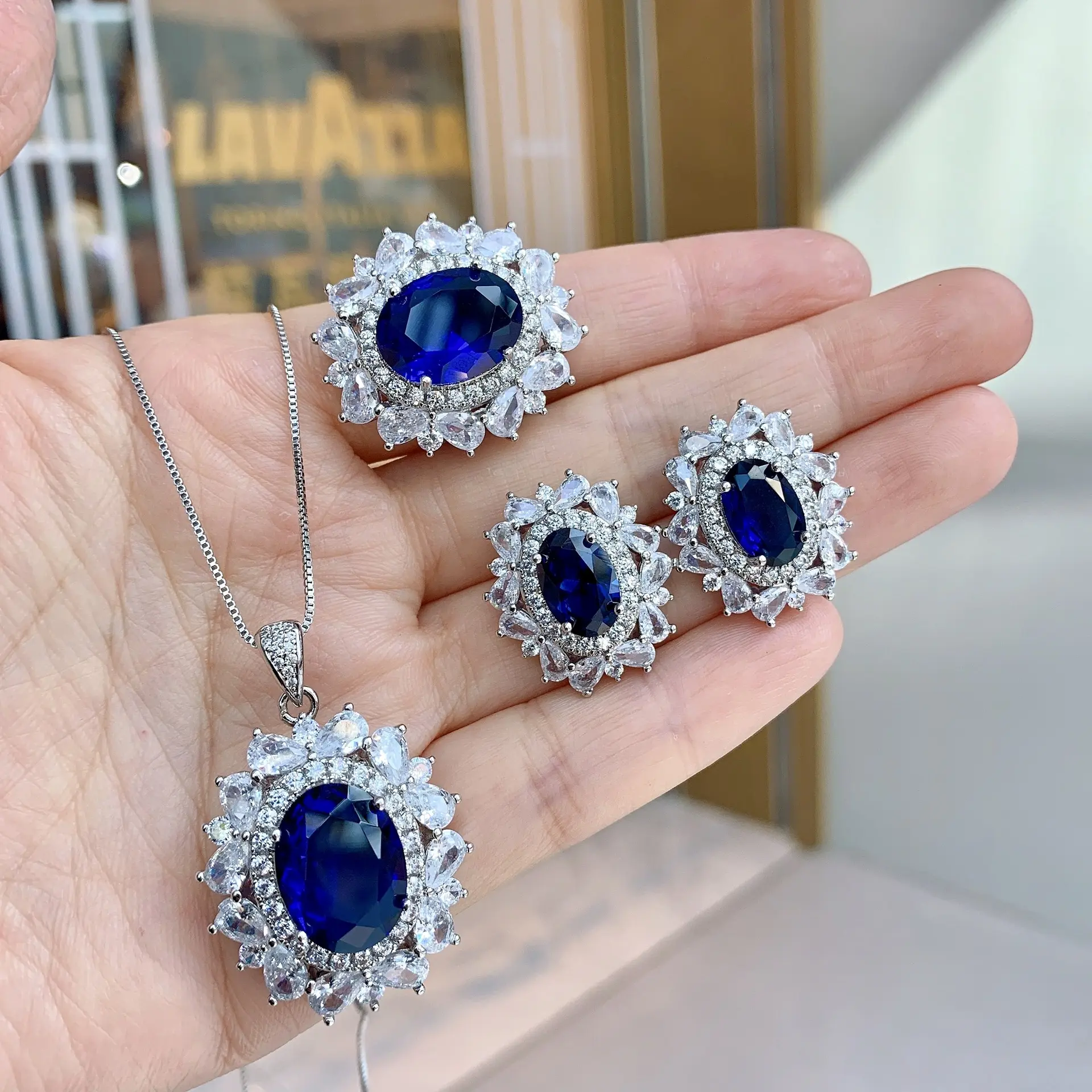 Wholesale custom vintage copper plated platinum sapphire light luxury pendant earrings ring jewelry set 2023