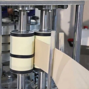 Macchina automatica per la produzione di tovaglioli con interfaccia Touch Screen per un controllo facile da usare - Product Image 4
