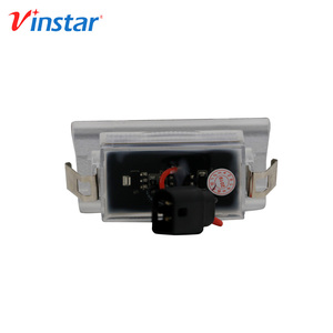Vinstar ברור עדשת מערכת תאורה אוטומטית LED רישיון רכב אחורי מספר צלחת מנורת אור עבור BMW <span class=keywords><strong>E34</strong></span> סיור 1987-1996