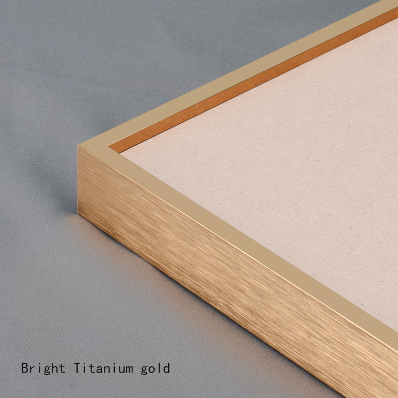 Or titane brillant