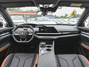 2024 CHANGAN UNI-V 1.5T sol direksiyon NewCars Sedan Changan arabalar çin ihracat yeni toptan ucuz Stoke FWD yüksek <span class=keywords><strong>Sp</strong></span>