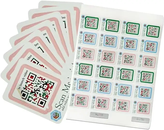 Adesivi con codice QR all'ingrosso impermeabile in vinile bianco fuoiato adesivo Logo personalizzato con codice QR