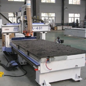 Máquina cortadora de talla de madera UA de 4x8 pies, mesa enrutadora Cnc automatizada para carpintería con husillo italiano - Product Image 3