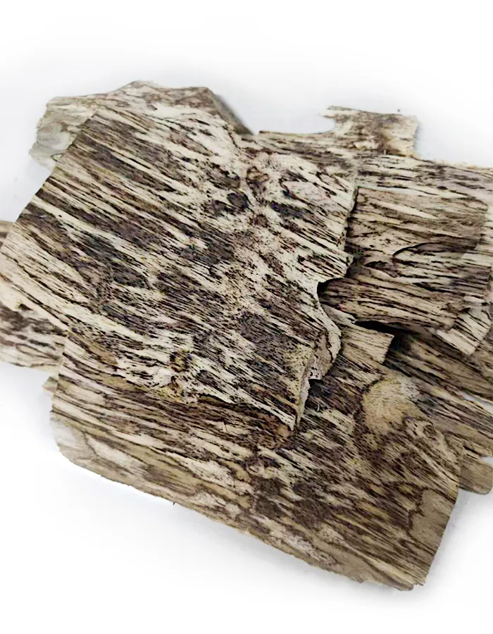 Thảo Mộc agarwood máy tính bảng có một phong phú và làm mới mùi mà có thể làm dịu tinh thần của agarwood máy tính bảng