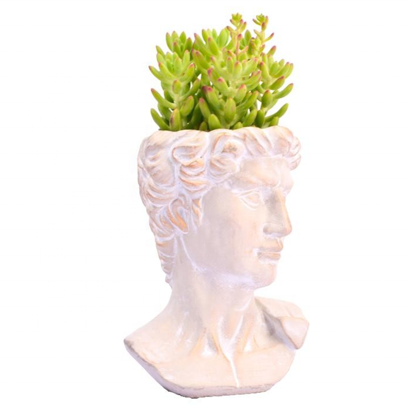 กระถางหน้าเด็กชาย