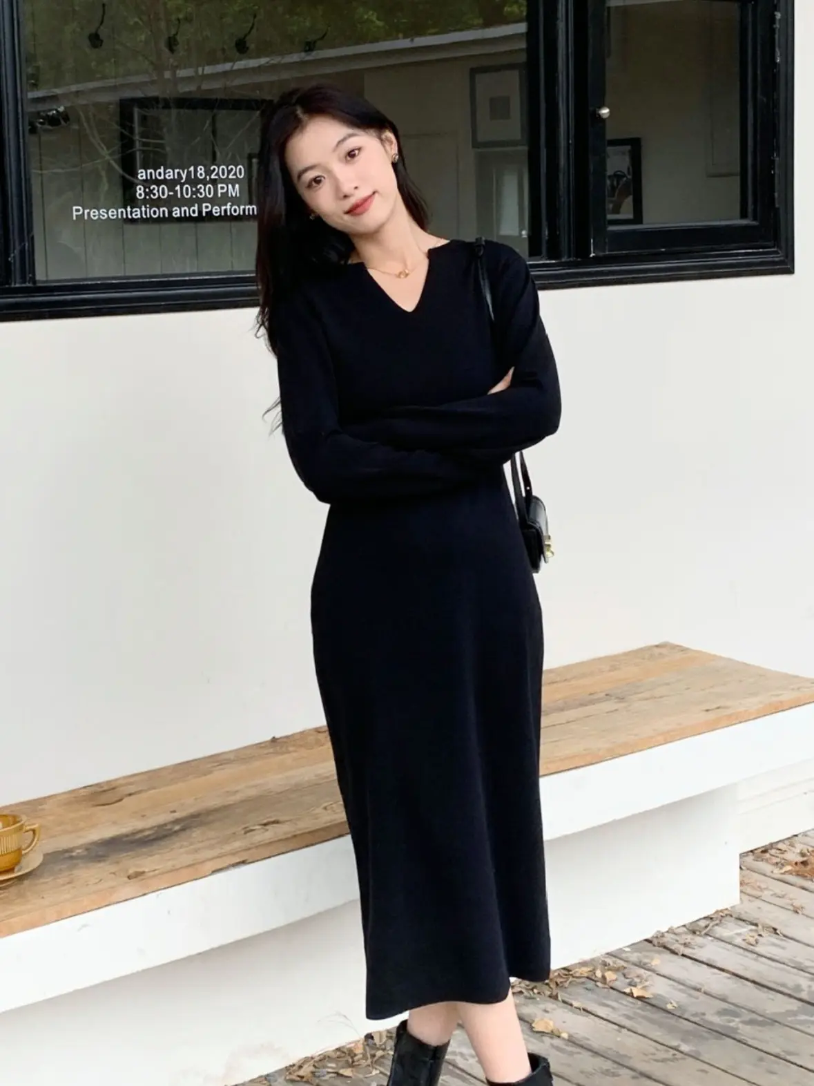 Spring and autumn new loose skin-friendly anti-pilling sweater long sleeve knitted dress French inner base skirt wholesale