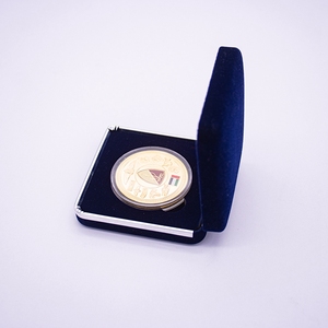 Biểu Tượng Tùy Chỉnh Sang Trọng Màu Xanh Huy Chương Nhung Hộp Phong Cách Hiện Đại Marathon Huy Chương Lưu Niệm Và Huy Hiệu Lưu Trữ Hộp - Product Image 5