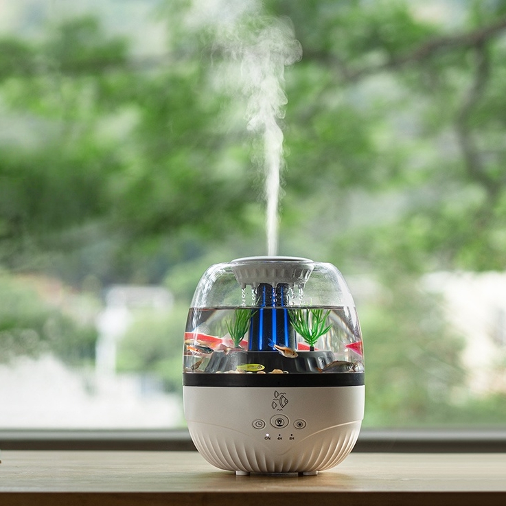 Aquarium à poissons blancs
