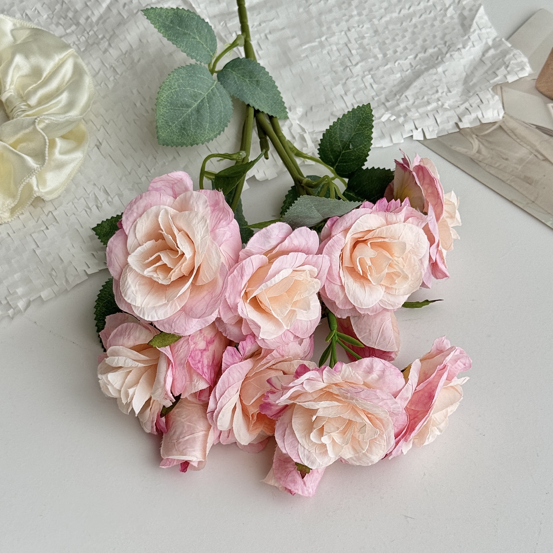 Rose clair (1 branche avec 12 fleurs)