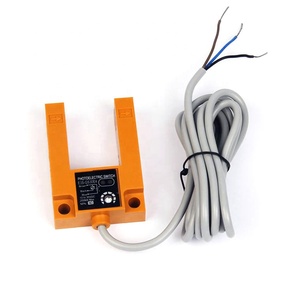 E3S-GS30E4 sensore fotoelettrico di tipo U con sensori ottici di alta qualità nel rilevamento del colore - Product Image 4