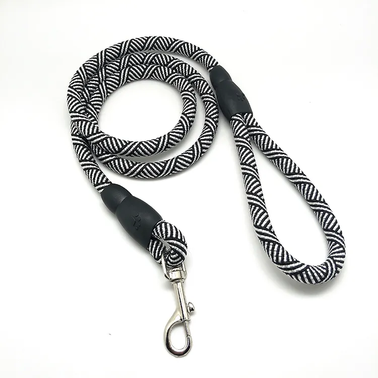 Wholesale nylon round white and black rope dog leash lead for pet dog