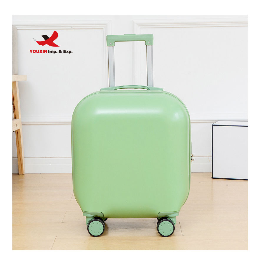 สีเขียวอ่อน