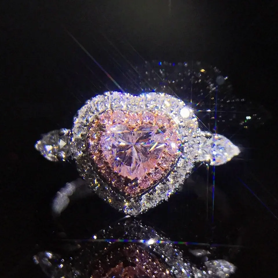 Gioielli luce GIA Nuovo progettato moda dolce a forma di cuore di colore rosa anello di diamanti