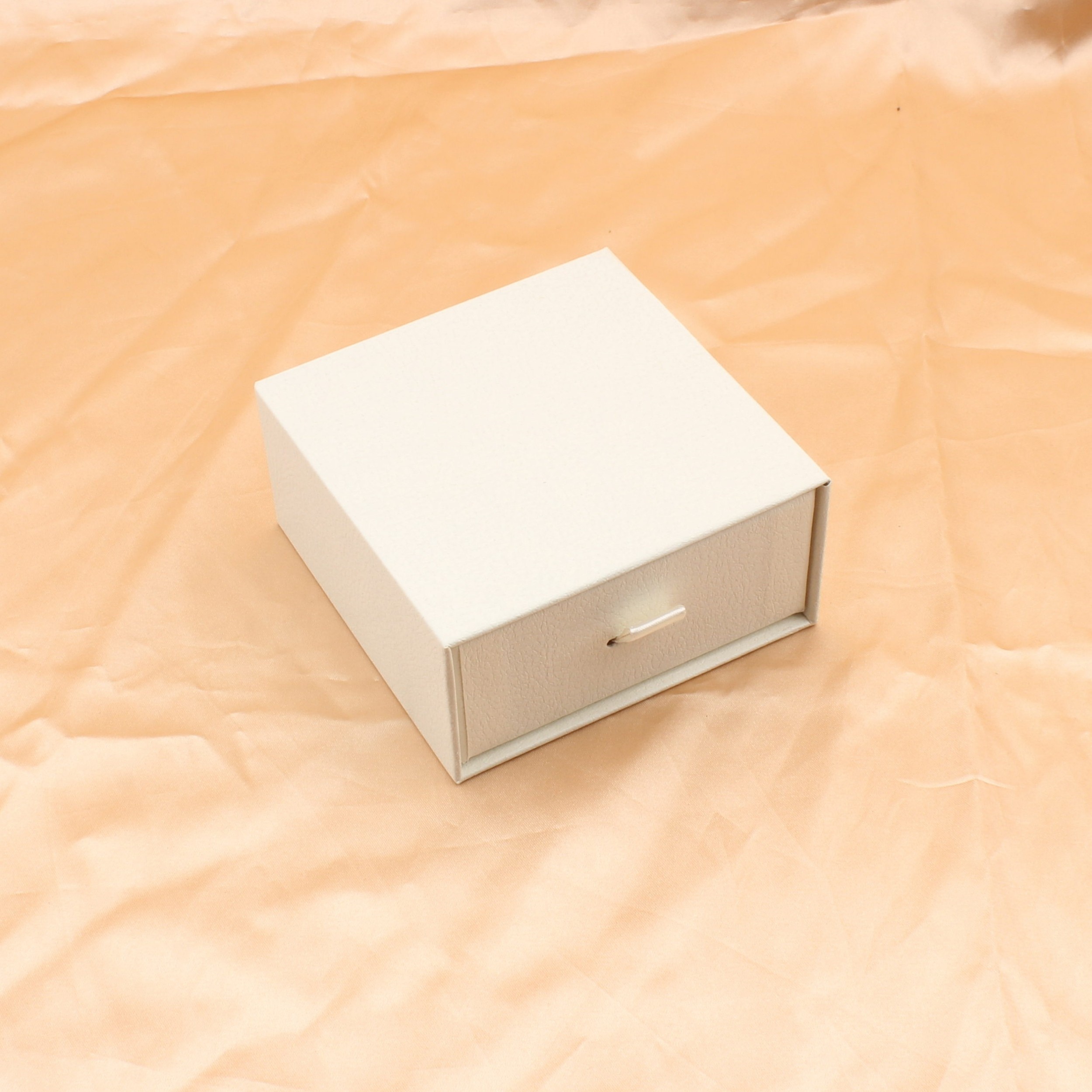 Caja Beige
