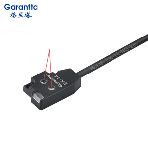 Interruptor fotoeléctrico infrarrojo ultrafino con Microsensor de reflexión difusa Garantta - Product Image 2