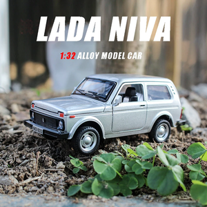 1:32 Vintage alaşım araba Diecast Model ses ve işık minyatür araba modeli çocuklar için çekme geri oyuncak hobi hediyeler toplamak için - Product Image 2