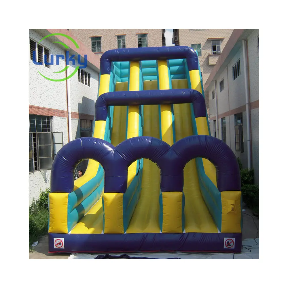 子供の遊び場のためのインフレータブルスライド付きの商用グレードの良いデザインのジャンプ城