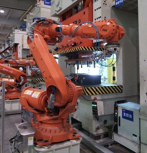 Manipolatore robotico automatizzato ad alta precisione per la movimentazione di Pallet saldatura ad alta velocità robot industriali - Product Image 1