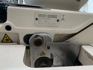 二手低价Jukis缝纫机MEB-3200S电脑控制，孔眼纽扣孔缝纫系统 - Product Image 5