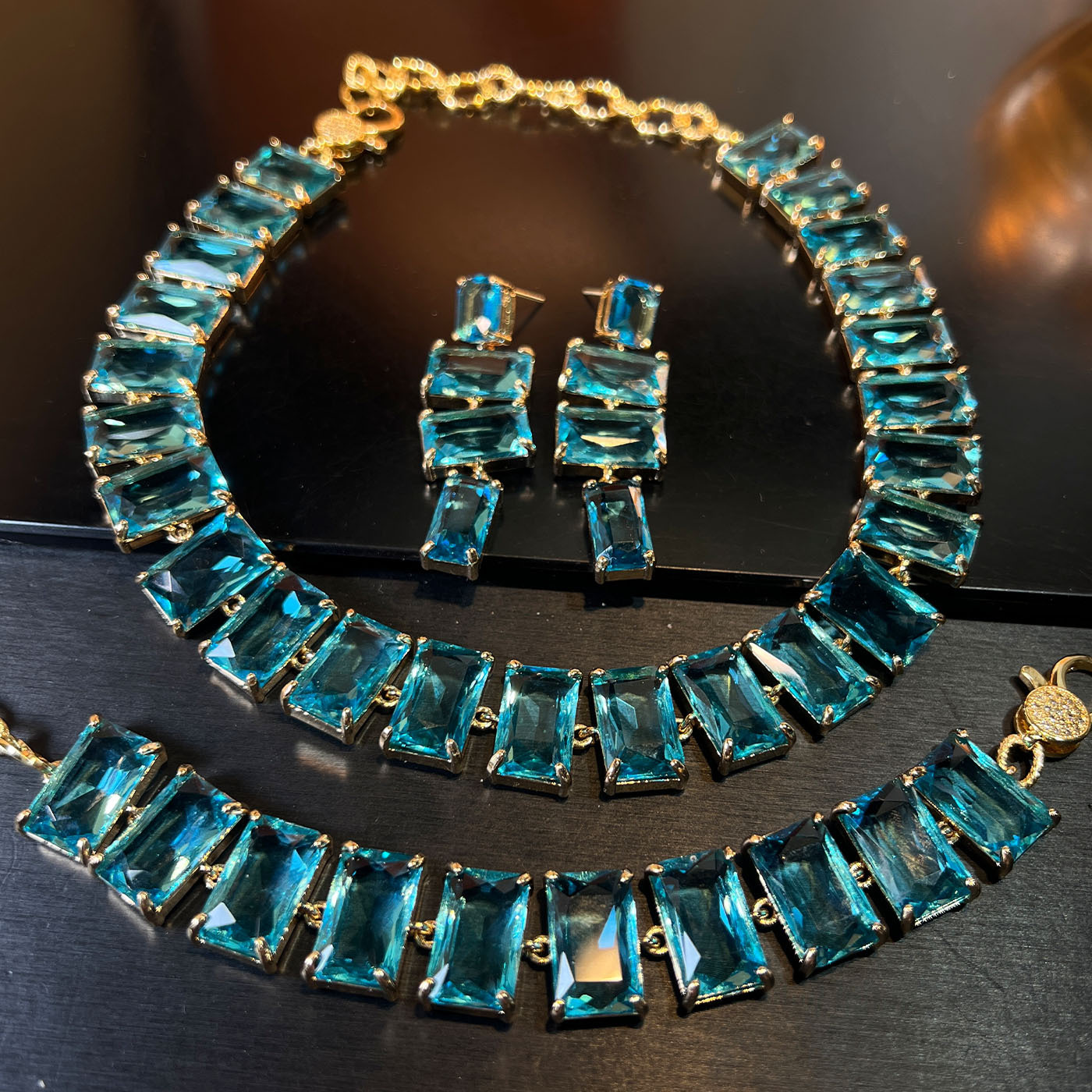 Blue necklace-70