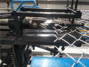 Plastic Wire Mesh <strong>Netting</strong> Making <strong>Machine</strong> <strong>Machine</strong> for Making Chain Link Fence - Product Image 5