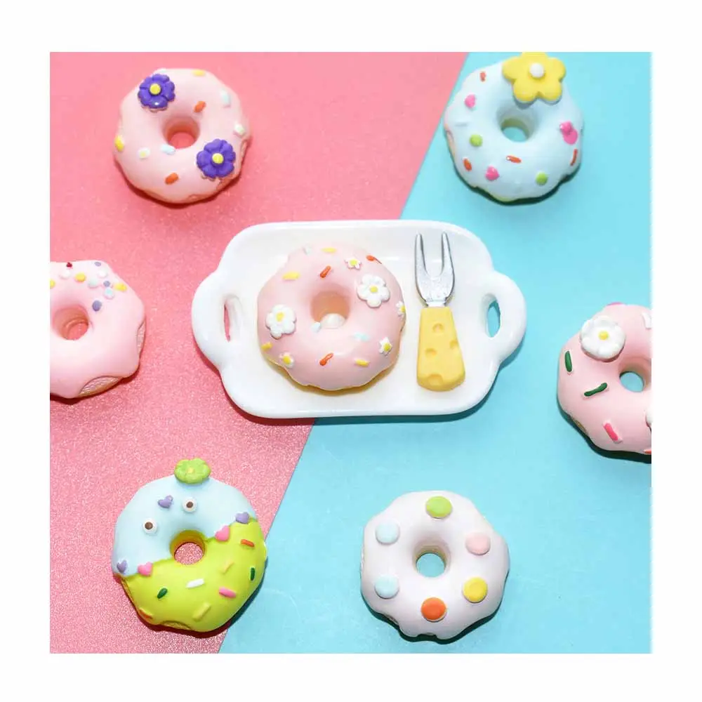 HENGXIN Mini juego de comida postre color mate XOXO flor piña ojo círculo punto Donut resina encantos para casa de muñecas artesanías