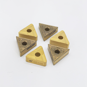 Insertos de corte de carburo de tungsteno personalizables para máquinas de torno CNC Herramientas de torneado compatibles con OEM en forma de triángulo - Product Image 1
