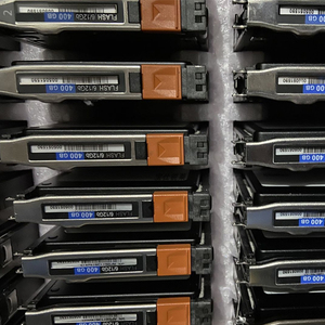 EMC 005052556 7.68TB SAS 2.5 12G SSD พร้อม3D NAND TLC Flash 7.68 terabyte - Product Image 3
