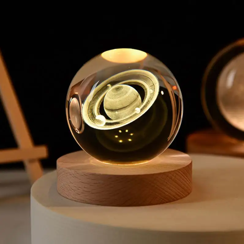 Bola de cristal de arte 3D, luz de noche, lámpara de bola decorativa creativa, cristal brillante con Base de madera, decoración del hogar de escritorio